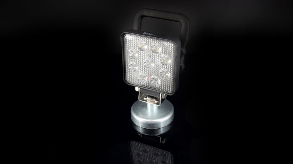 LED Arbeitsscheinwerfer HELLA – Automotive Lights